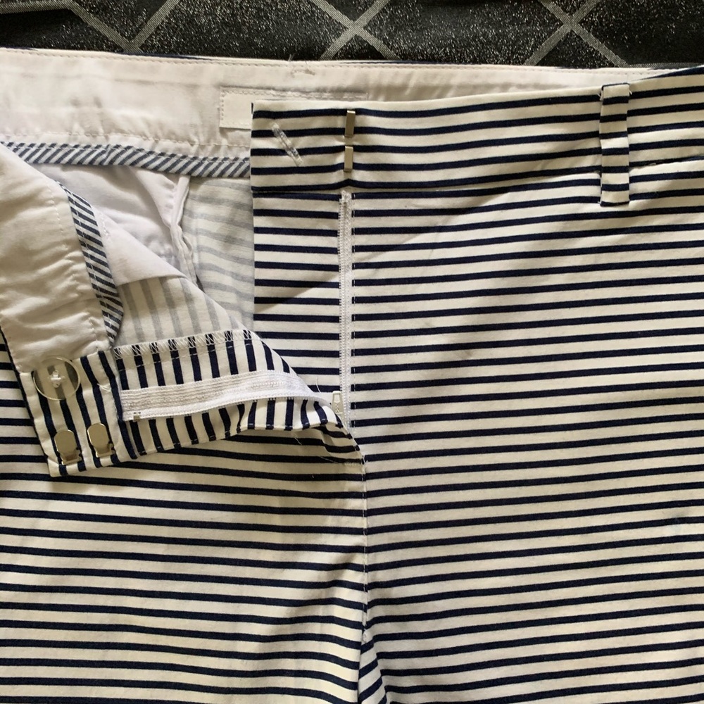 Shorts - Picture 6 of 6
